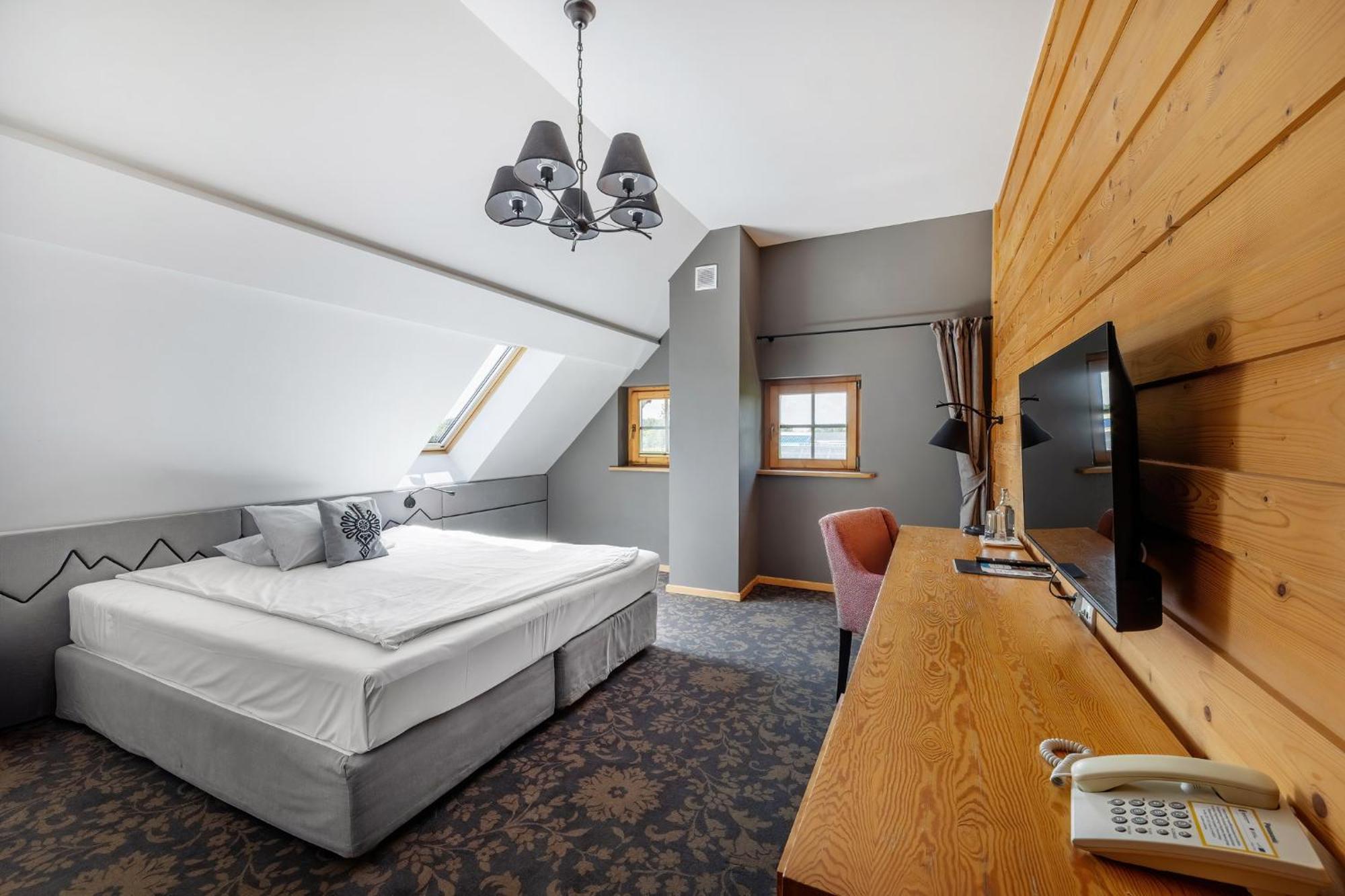 Hotel Gazdowka Spa Osielsko Buitenkant foto